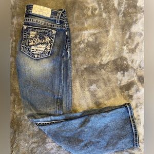 Miss Me straight leg size 27